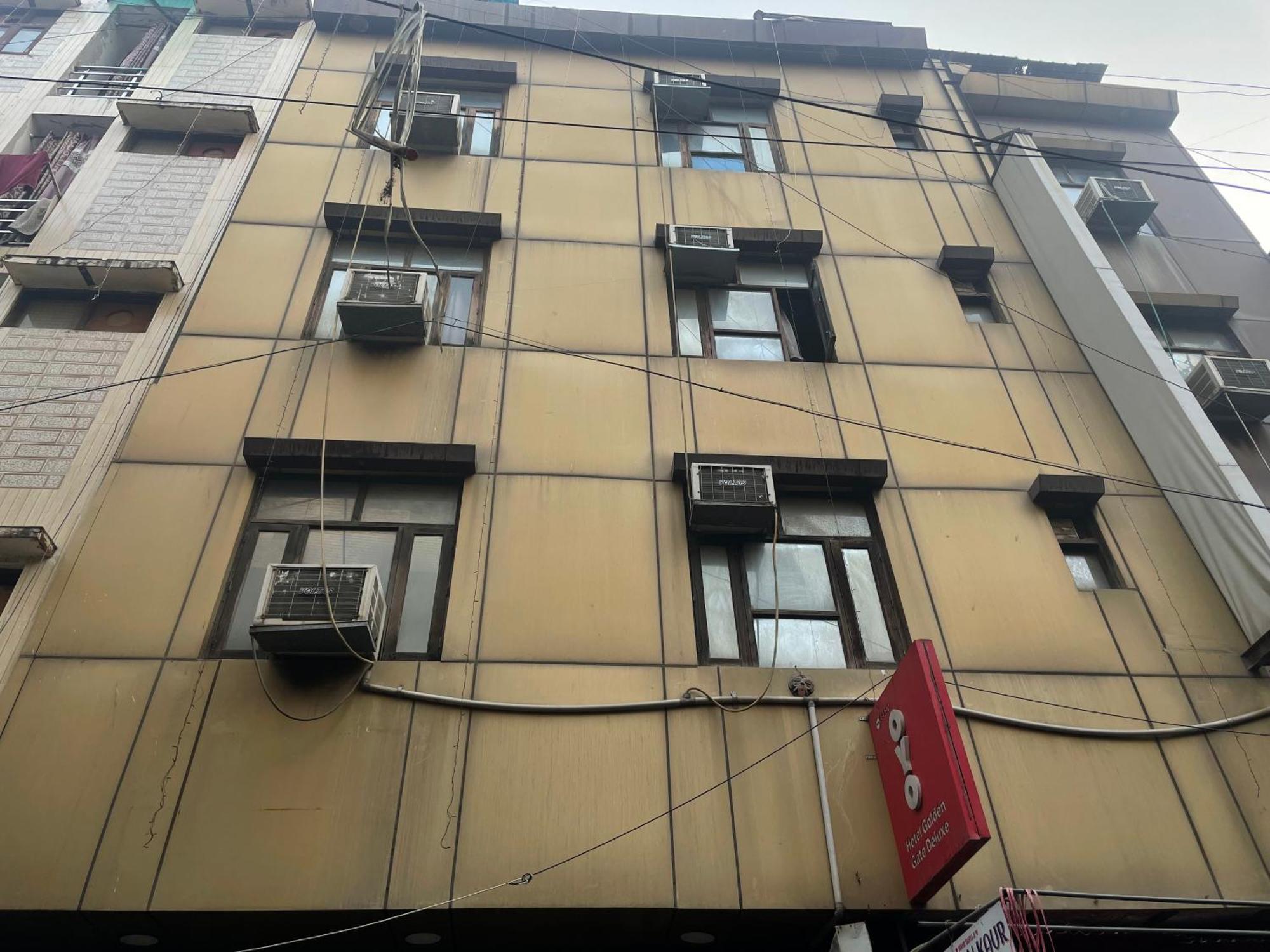 Hotel Golden Gate Nueva Delhi Exterior foto